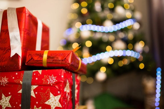 Marketplace For Festive Deals